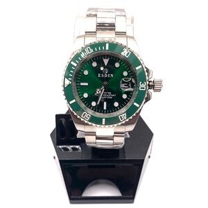 Men’s Quartz Stainless Steel Green Dive Style Watch New Unworn